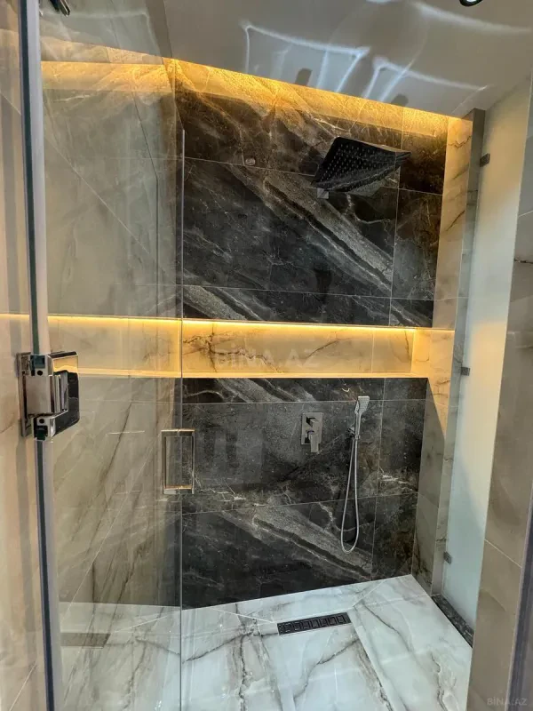 Satılır 2 otaqlı mənzil 98 m²