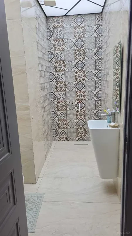 Satılır 3 otaqlı mənzil 101 m²