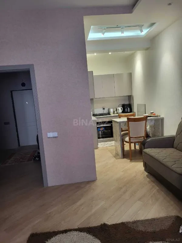 Satılır 3 otaqlı mənzil 101 m²