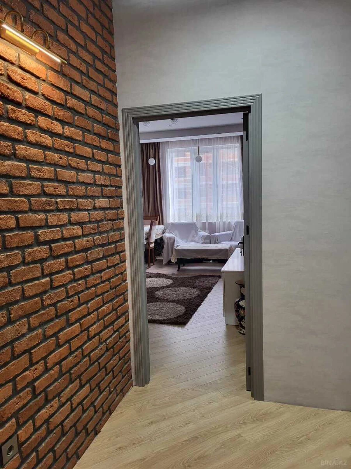 Satılır 3 otaqlı mənzil 101 m²