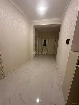 Kirayə verilir 3 otaqlı mənzil 130 m²