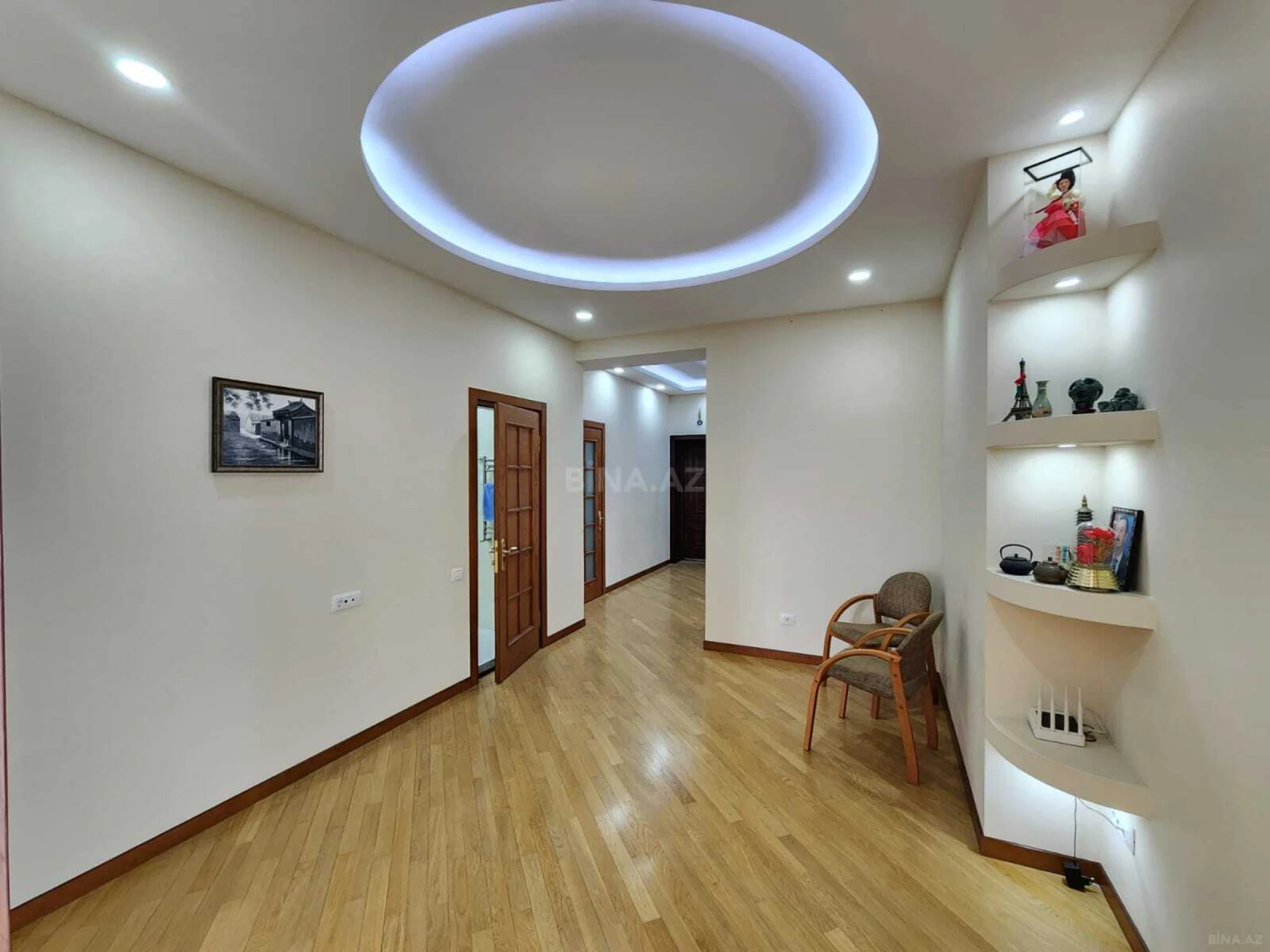 Kirayə verilir 3 otaqlı mənzil 155 m²