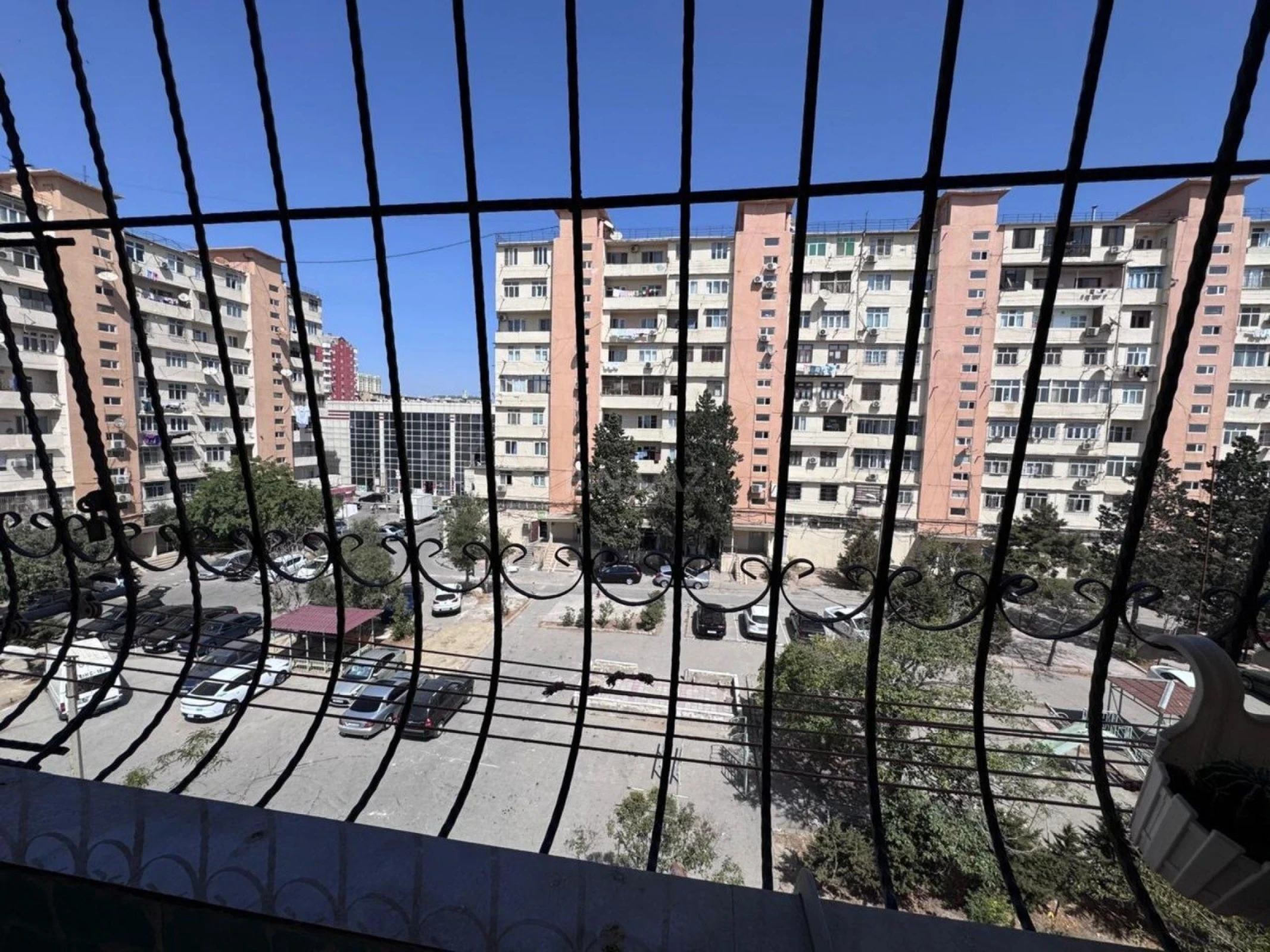 Satılır 2 otaqlı mənzil 51 m²