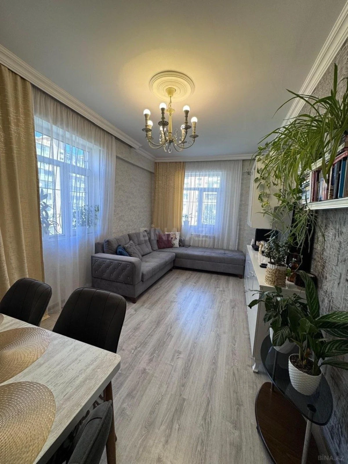 Satılır 2 otaqlı mənzil 51 m²