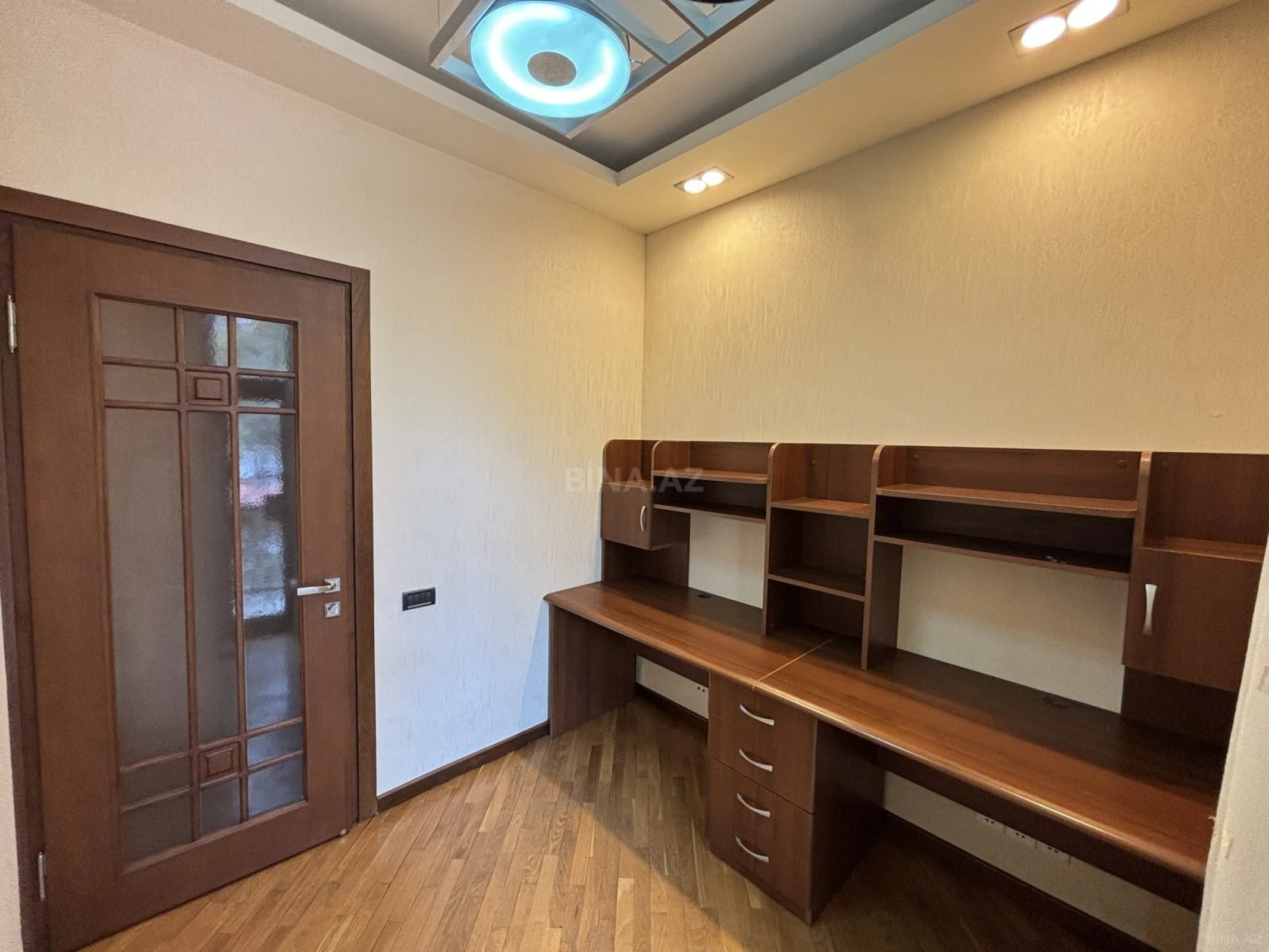 Kirayə verilir 3 otaqlı mənzil 85 m²