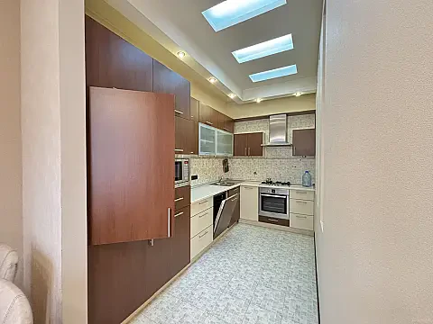 Kirayə verilir 3 otaqlı mənzil 85 m²