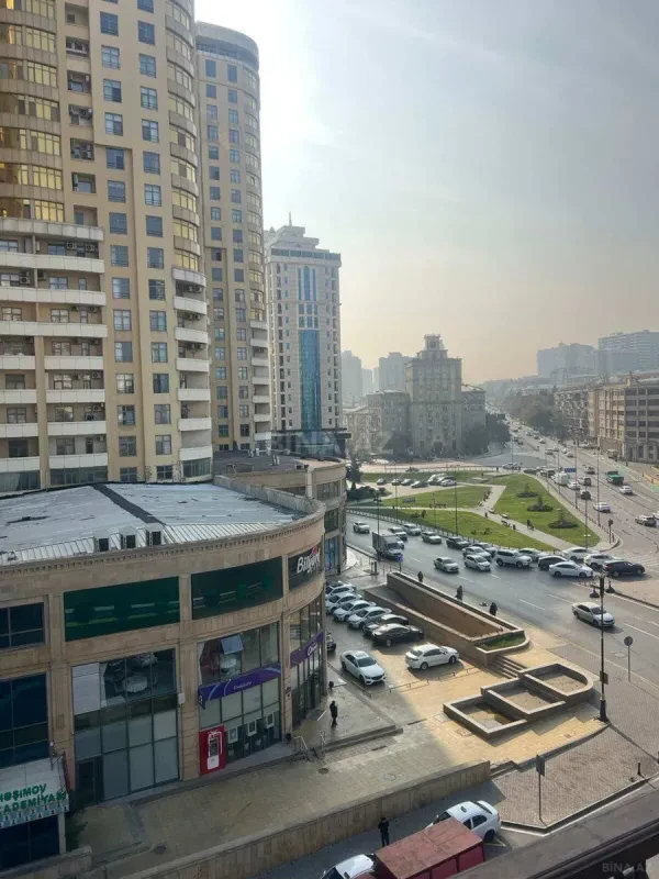 Satılır 3 otaqlı mənzil 100 m²