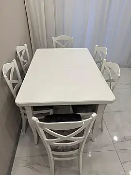 Kirayə verilir 2 otaqlı mənzil 85 m²