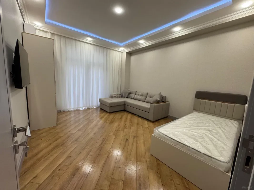Kirayə verilir 2 otaqlı mənzil 85 m²