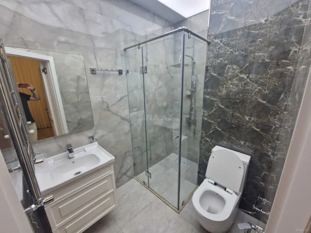 Kirayə verilir 5 otaqlı ofis 220 m²