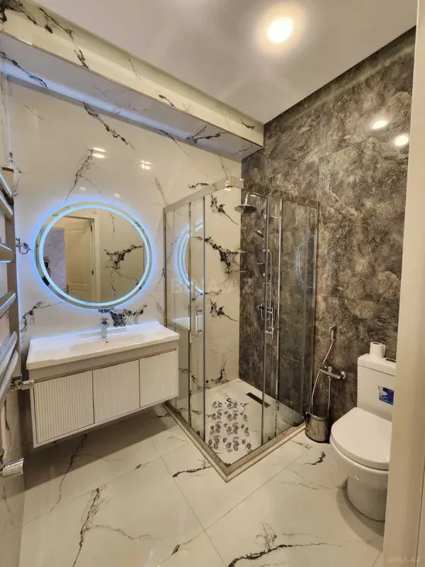 Kirayə verilir 4 otaqlı mənzil 189 m²