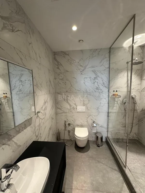 Kirayə verilir 3 otaqlı mənzil 105 m²