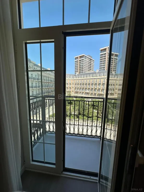 Kirayə verilir 3 otaqlı mənzil 105 m²