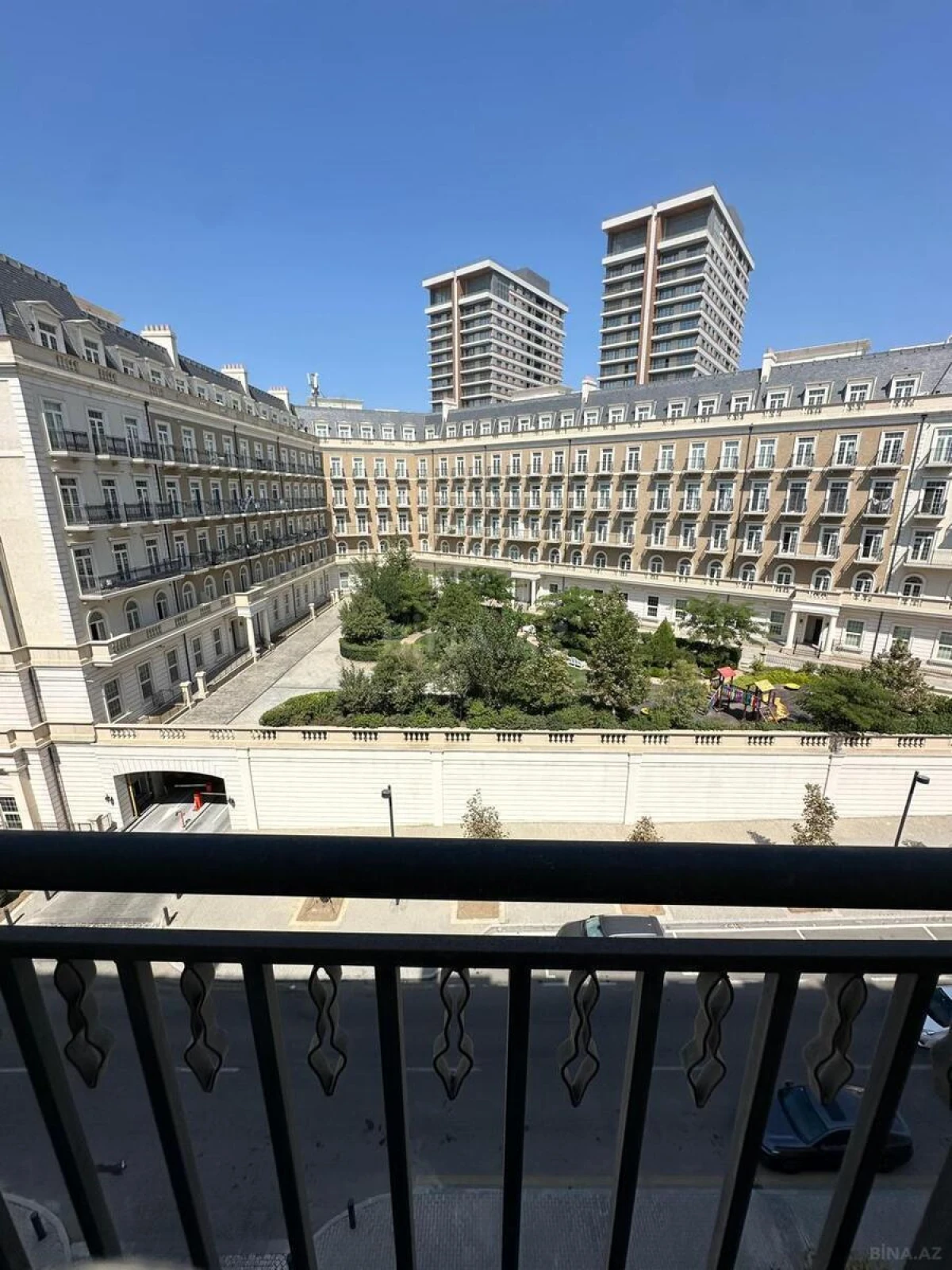 Kirayə verilir 3 otaqlı mənzil 105 m²
