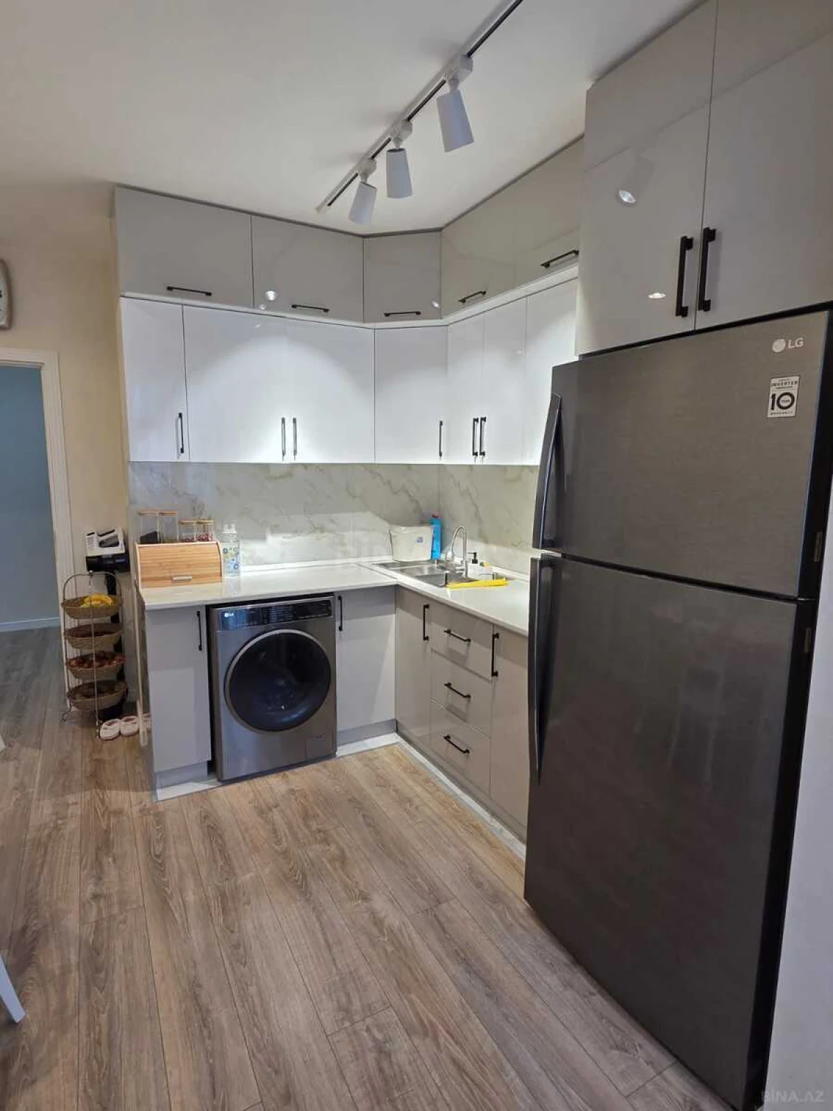 Satılır 3 otaqlı mənzil 70 m²