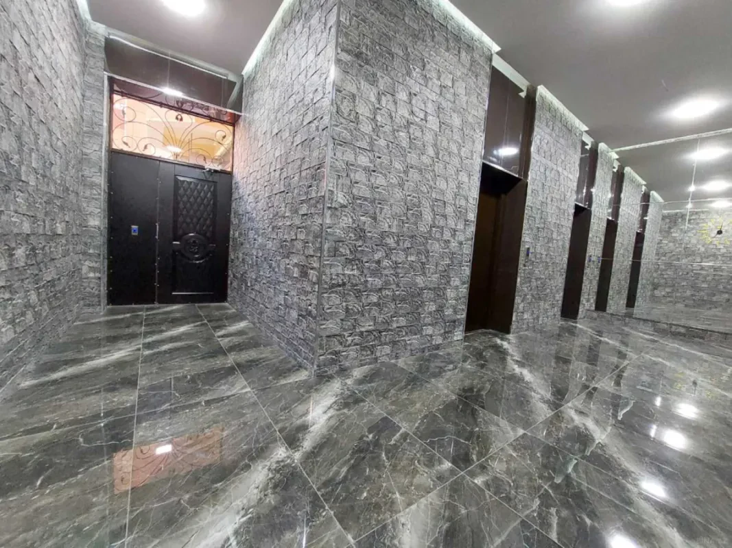 Satılır 3 otaqlı mənzil 102.3 m²