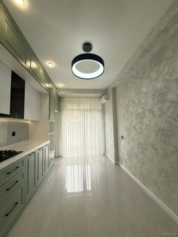 Satılır 3 otaqlı mənzil 107 m²