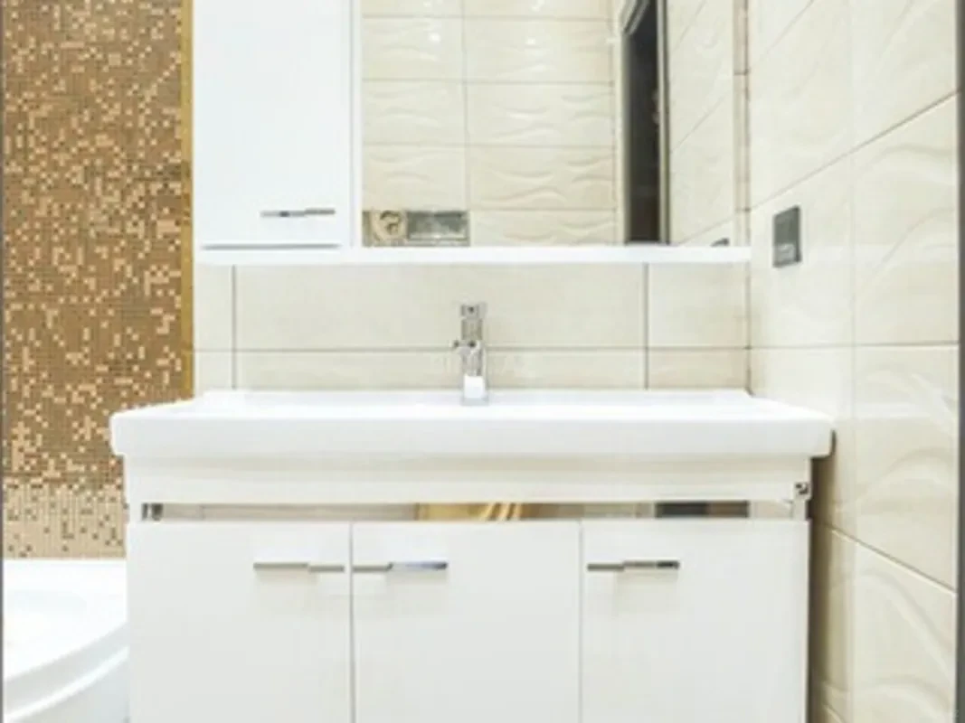 Satılır 3 otaqlı mənzil 120 m²