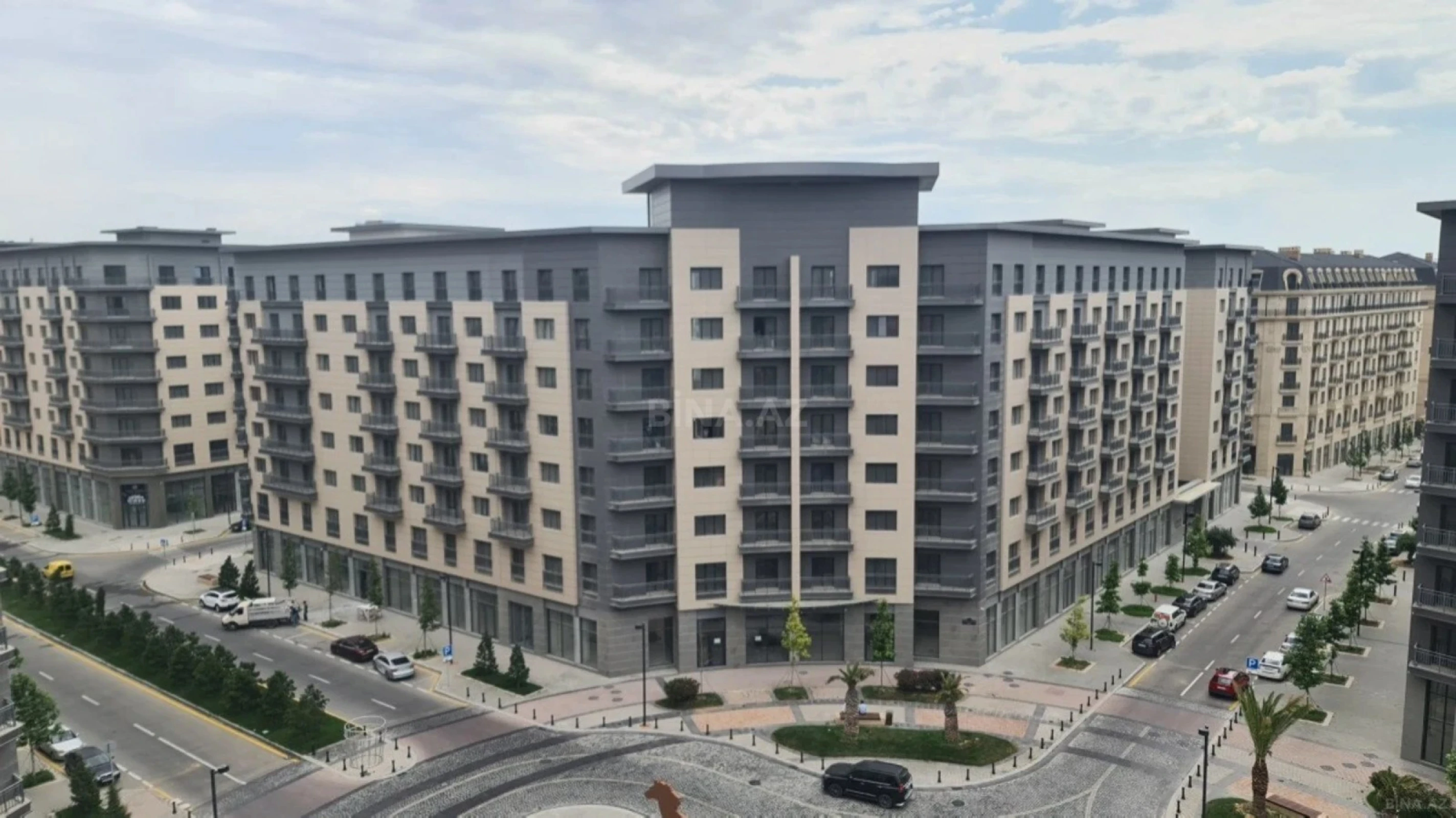 Satılır 3 otaqlı mənzil 120 m²