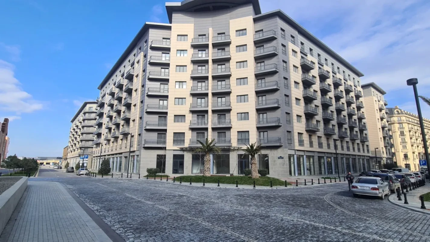 Satılır 3 otaqlı mənzil 120 m²