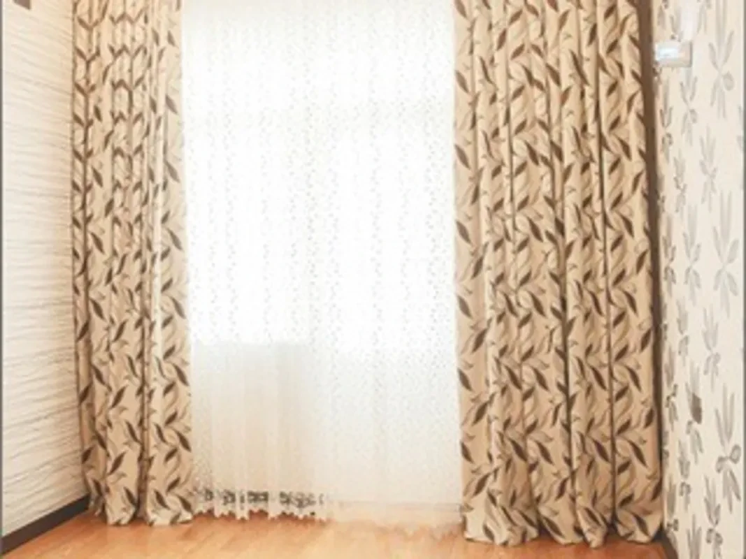 Satılır 3 otaqlı mənzil 120 m²