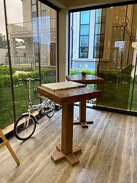 Kirayə verilir 8 otaqlı həyət evi 700 m²