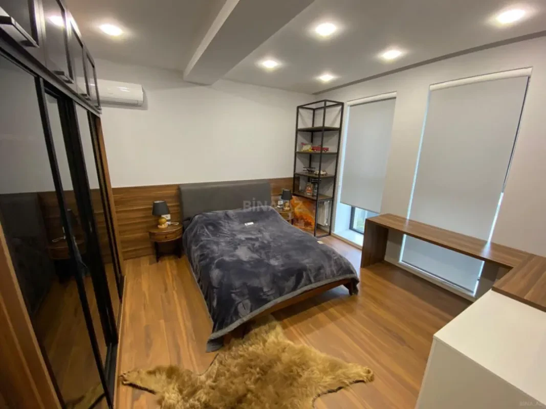 Kirayə verilir 8 otaqlı həyət evi 700 m²