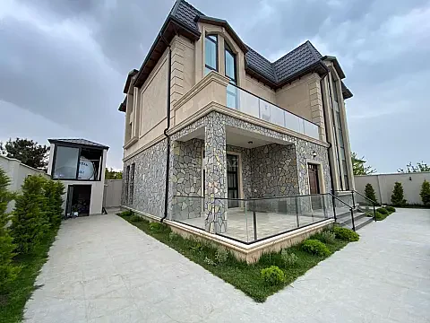 Kirayə verilir 8 otaqlı həyət evi 700 m² — Bakı, Xəzər 8 otaq 700.00 m²