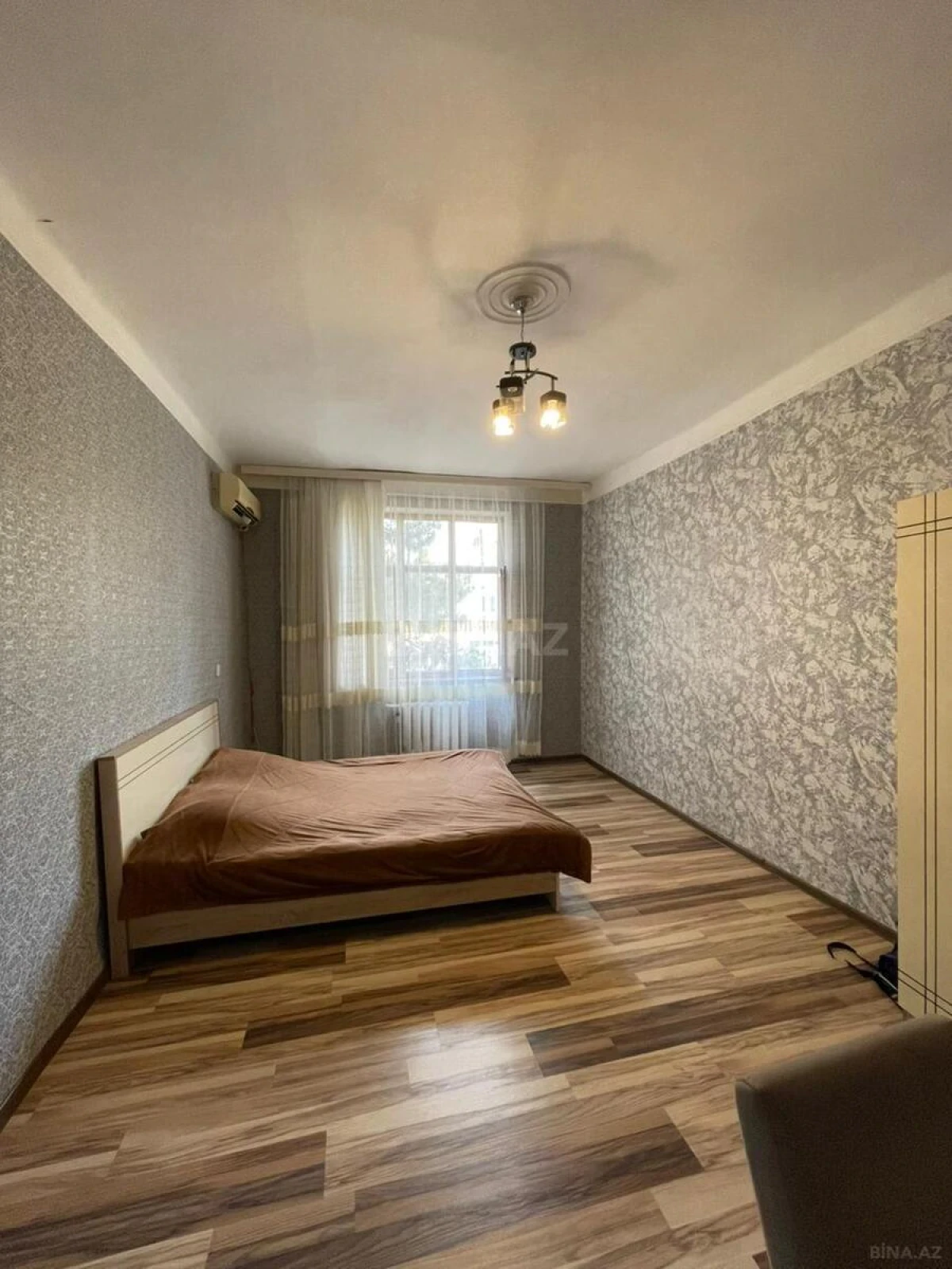Satılır 3 otaqlı mənzil 85 m²