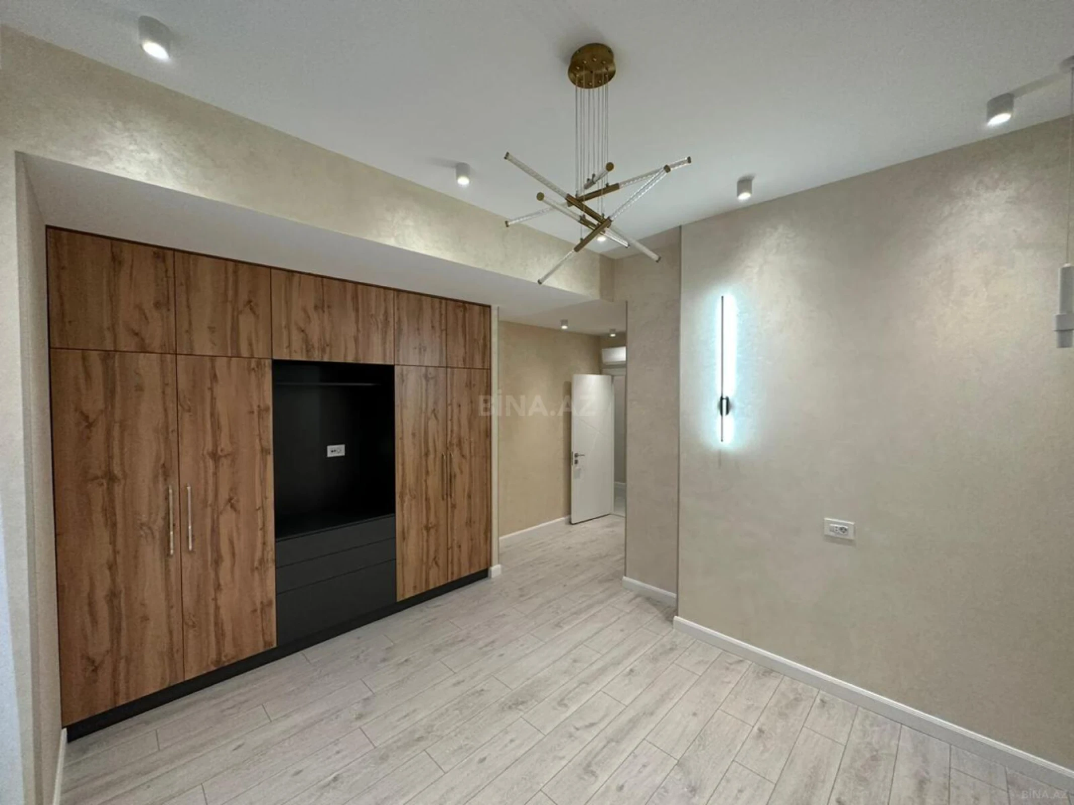 Kirayə verilir 3 otaqlı mənzil 110 m²