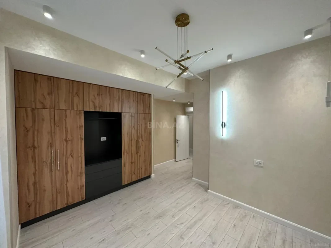 Kirayə verilir 3 otaqlı mənzil 110 m²