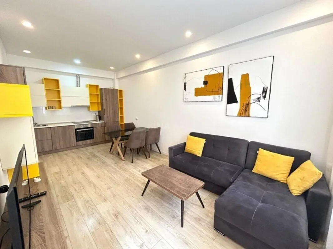 Kirayə verilir 2 otaqlı mənzil 70 m²