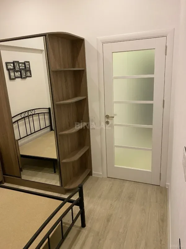 Kirayə verilir 2 otaqlı mənzil 70 m²