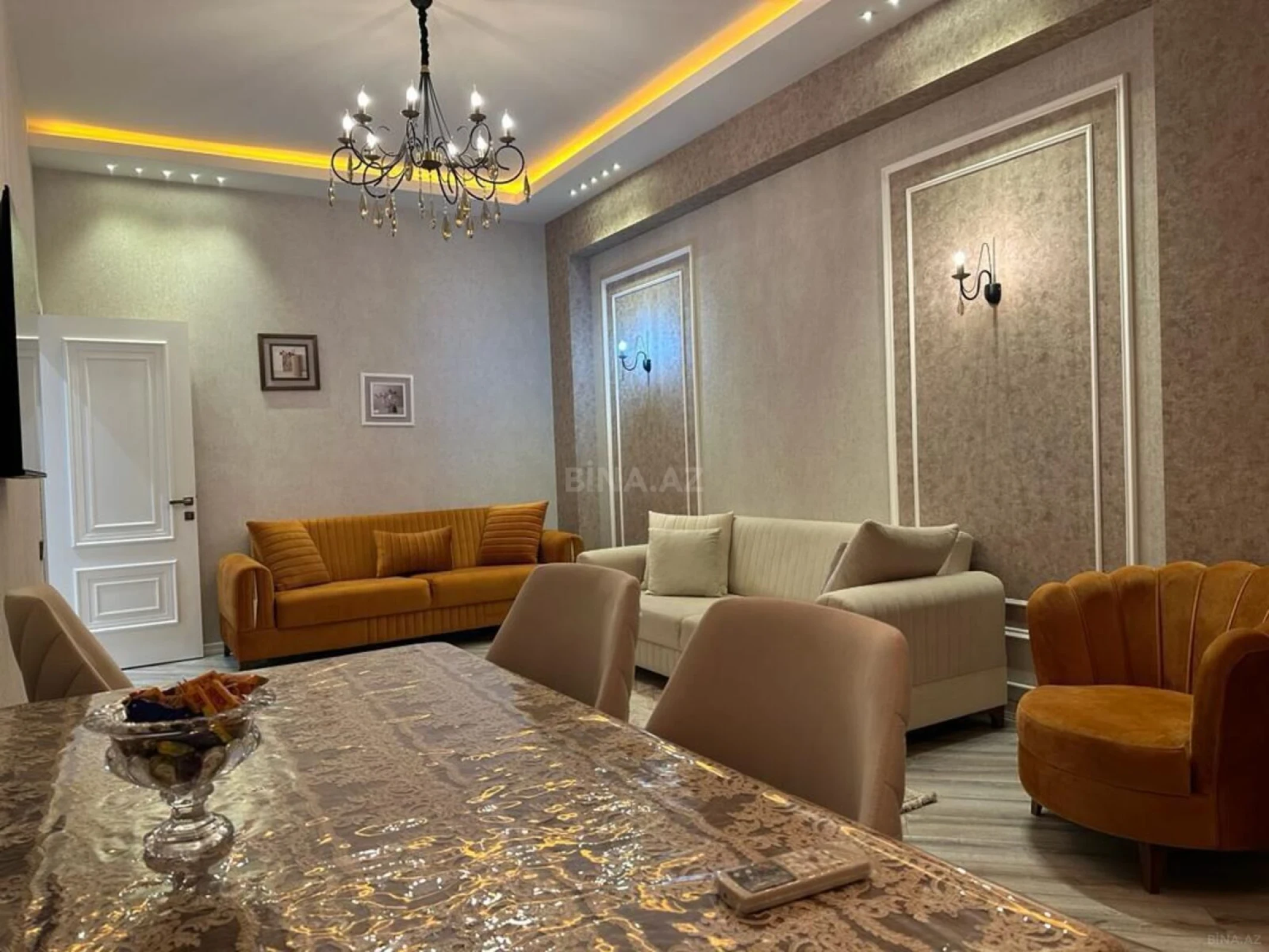 Kirayə verilir 2 otaqlı mənzil 80 m²