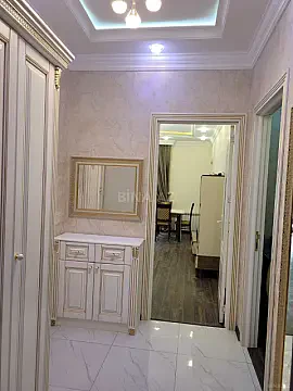 Kirayə verilir 2 otaqlı mənzil 70 m²