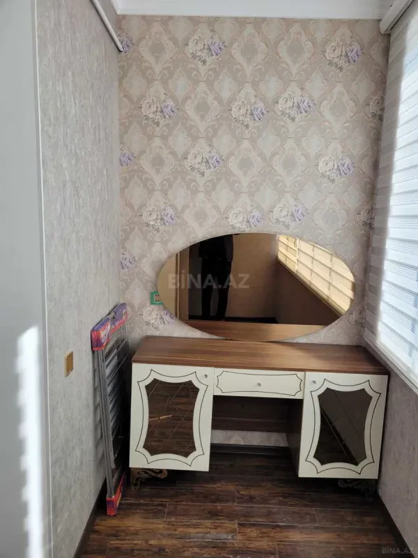 Kirayə verilir 2 otaqlı mənzil 70 m²