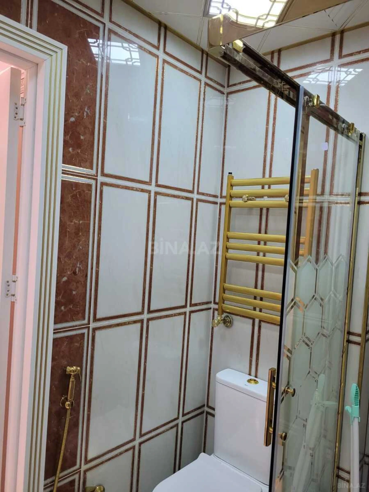Kirayə verilir 2 otaqlı mənzil 70 m²