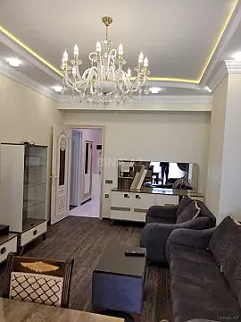 Kirayə verilir 2 otaqlı mənzil 70 m²