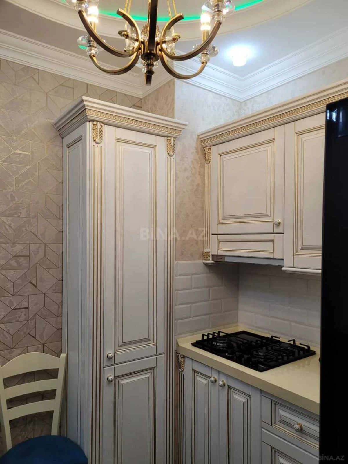 Kirayə verilir 2 otaqlı mənzil 70 m²