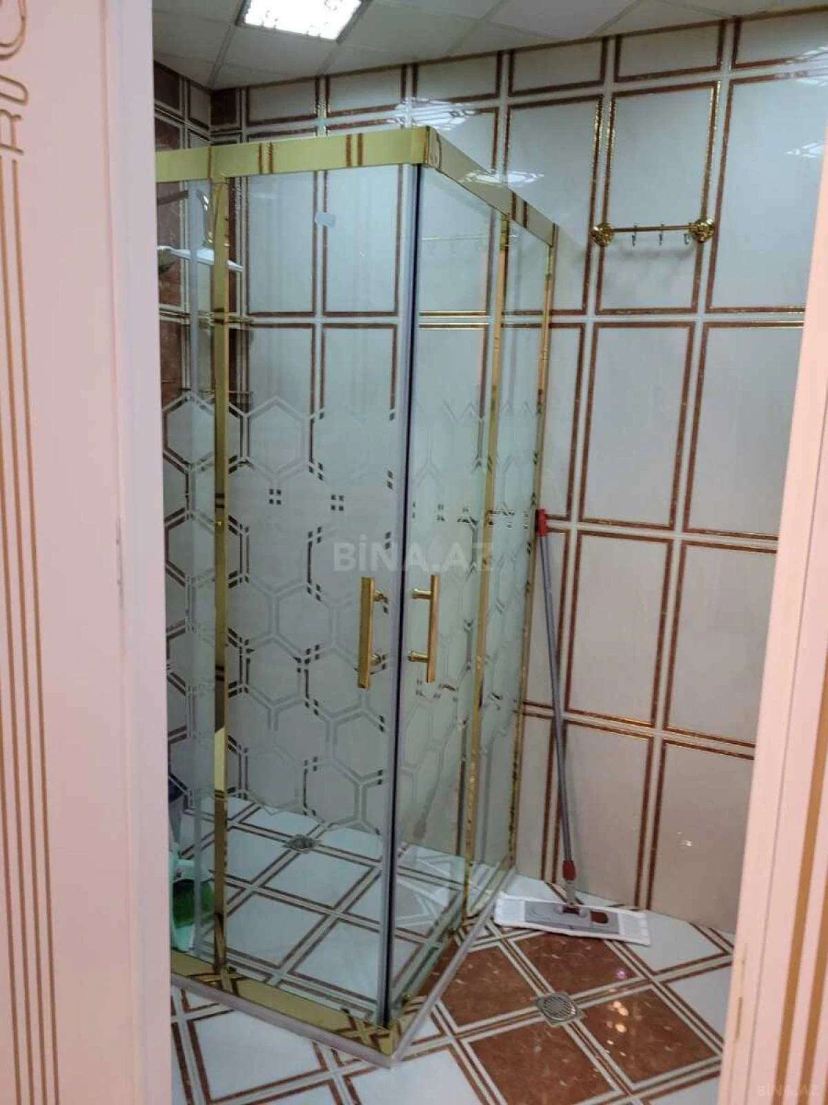 Kirayə verilir 2 otaqlı mənzil 70 m²