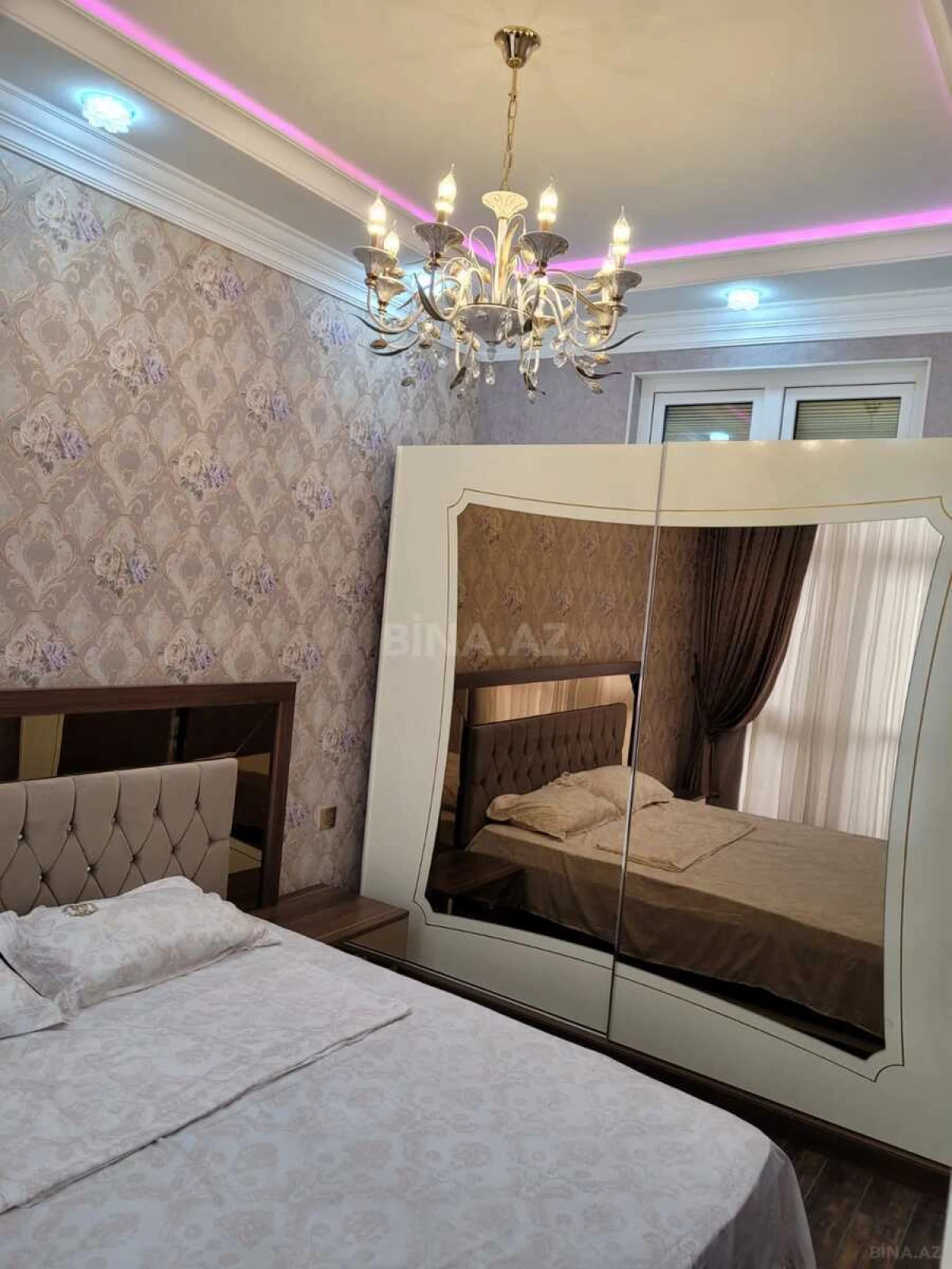 Kirayə verilir 2 otaqlı mənzil 70 m²