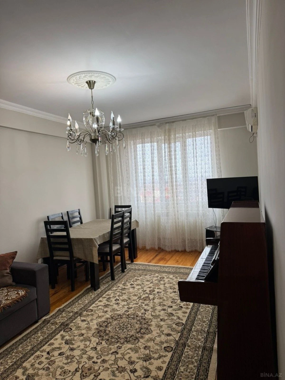 Satılır 2 otaqlı mənzil 70 m²