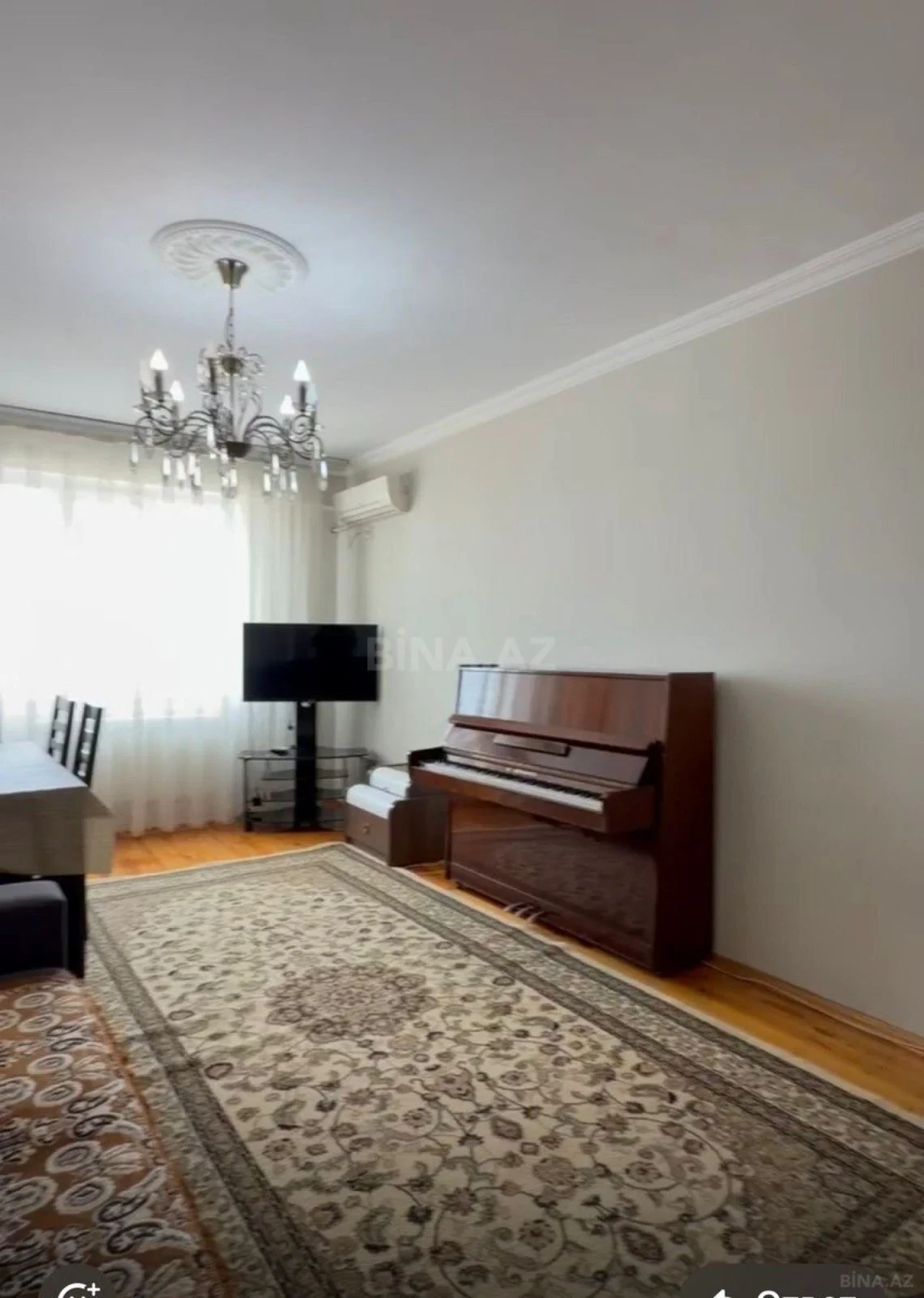 Satılır 2 otaqlı mənzil 70 m²