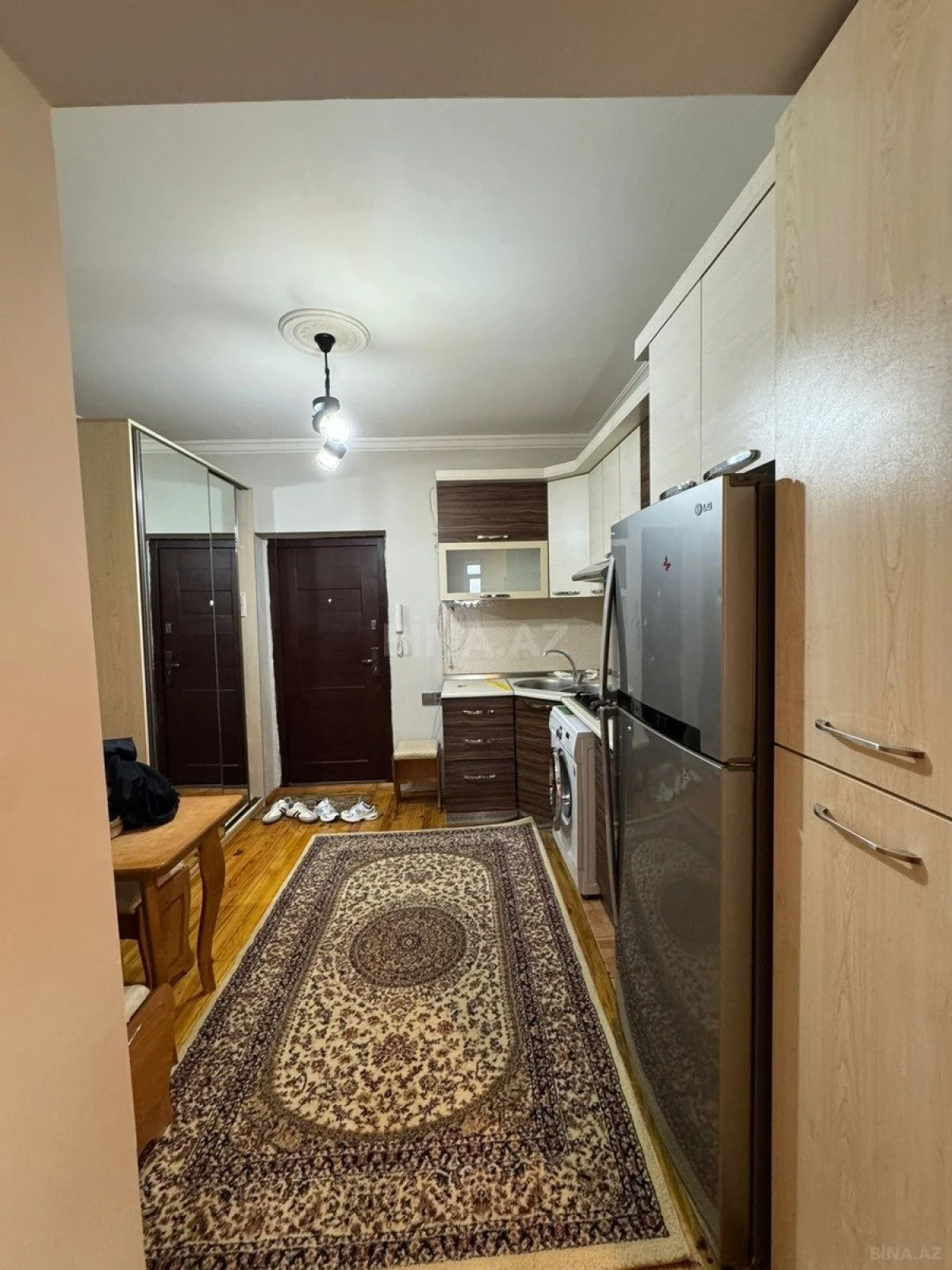 Satılır 2 otaqlı mənzil 70 m²