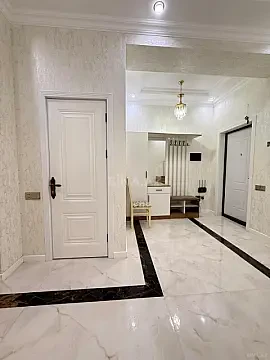Kirayə verilir 2 otaqlı mənzil 90 m²