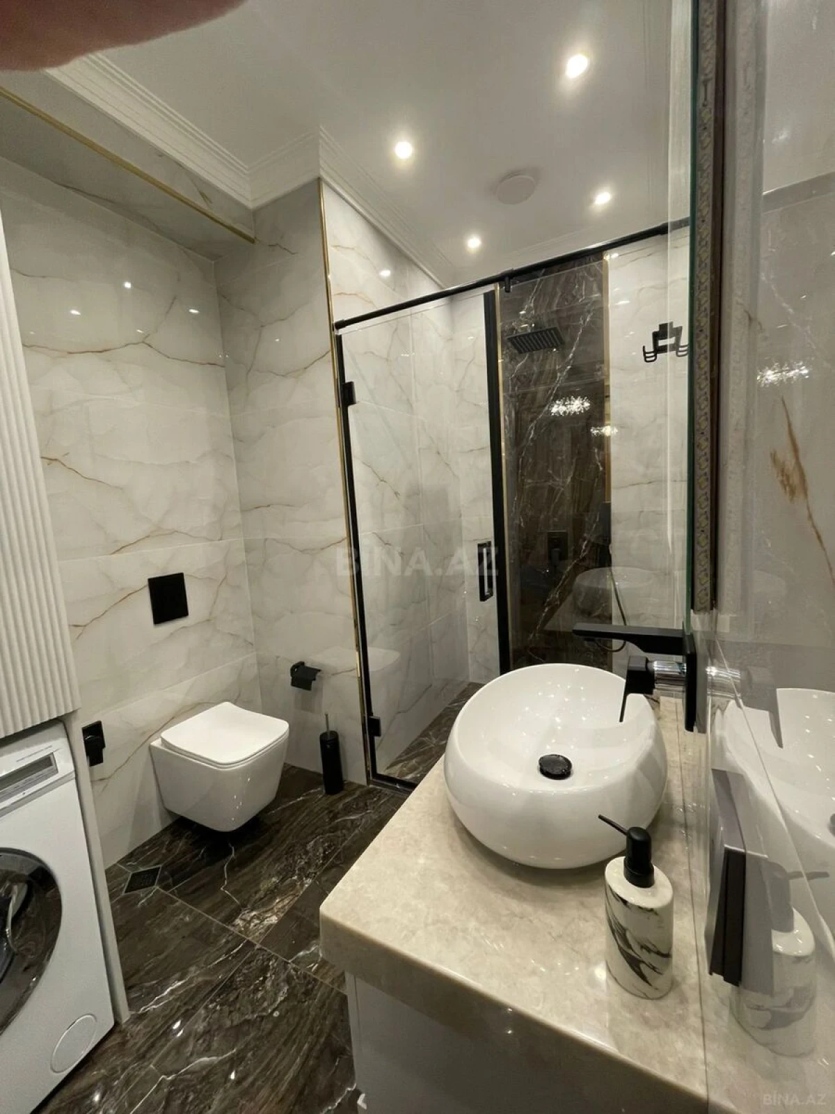 Kirayə verilir 3 otaqlı mənzil 105 m²
