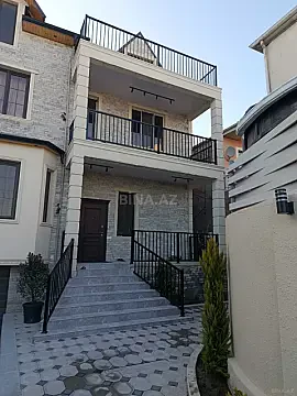 Satılır 6 otaqlı həyət evi 480 m²