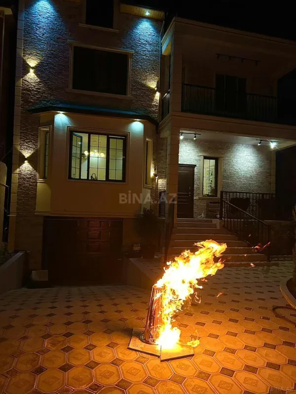 Satılır 6 otaqlı həyət evi 480 m²