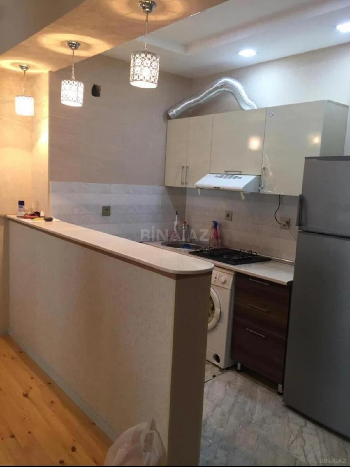 Kirayə verilir 2 otaqlı mənzil 60 m²