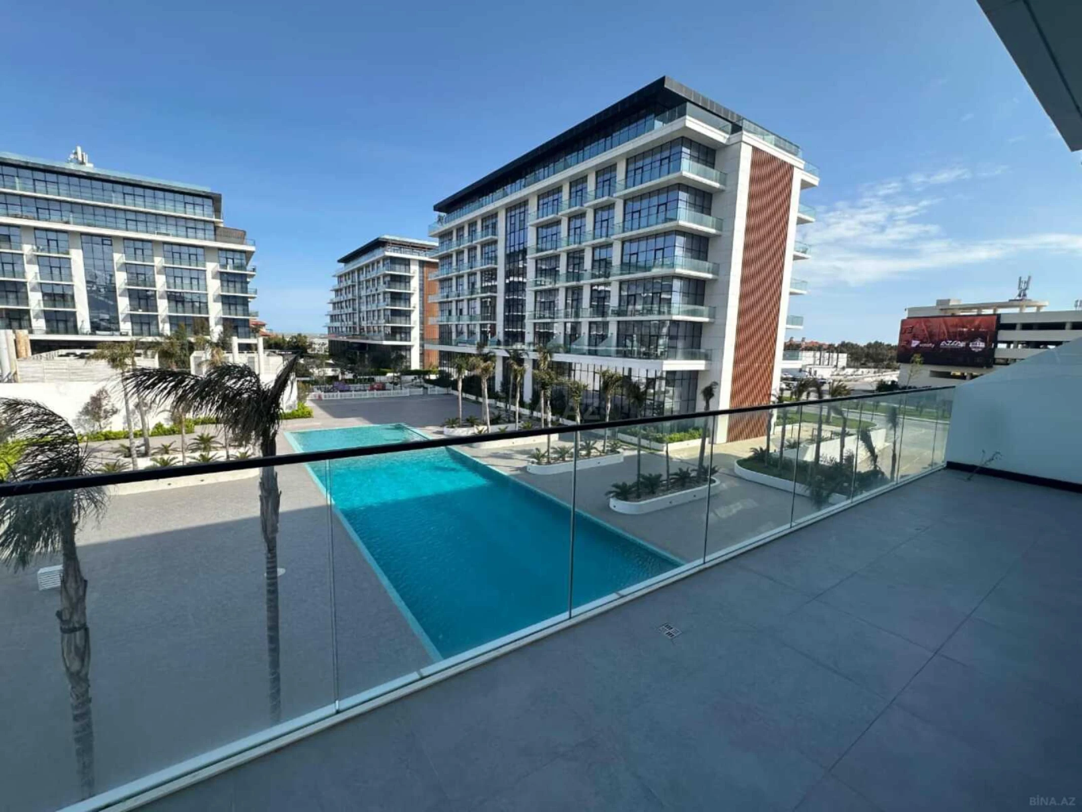Satılır 2 otaqlı mənzil 85 m²